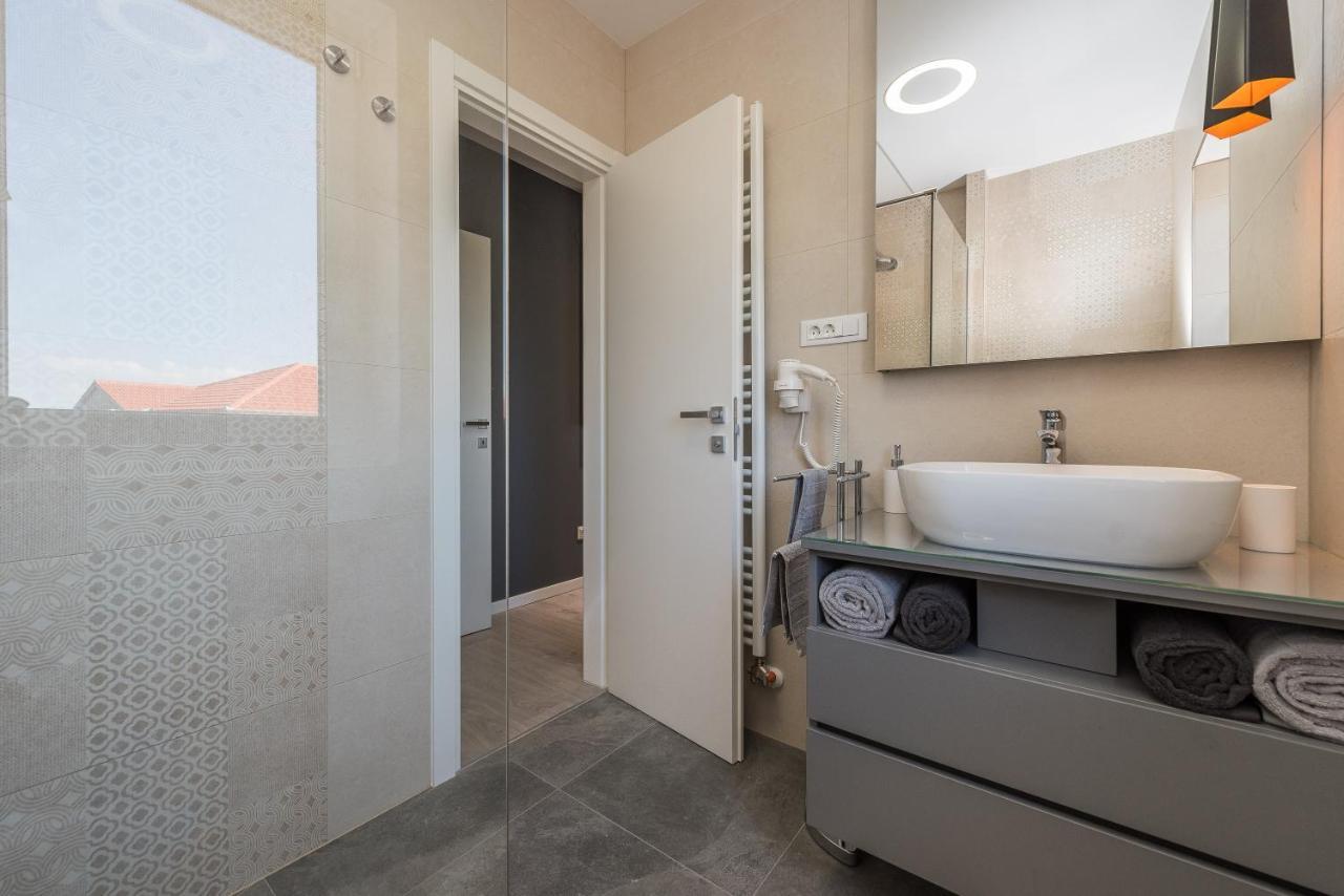 Luxury Apartments Garden Sukosan Ngoại thất bức ảnh