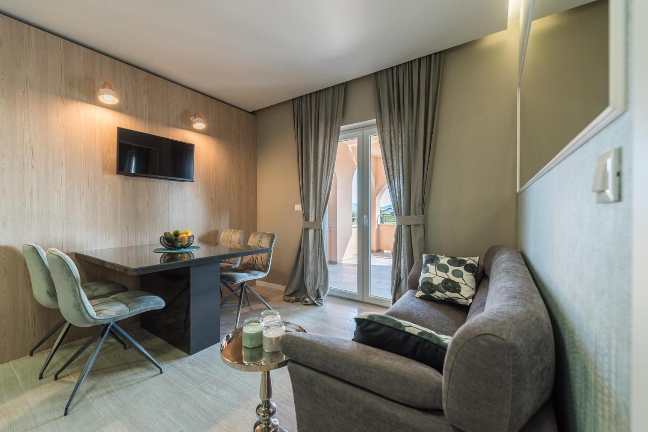 Luxury Apartments Garden Sukosan Ngoại thất bức ảnh