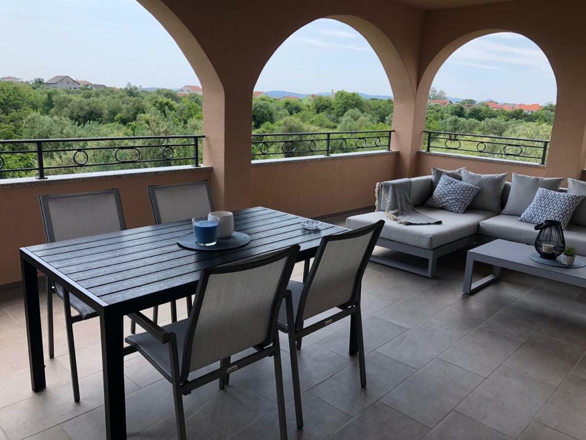 Luxury Apartments Garden Sukosan Ngoại thất bức ảnh